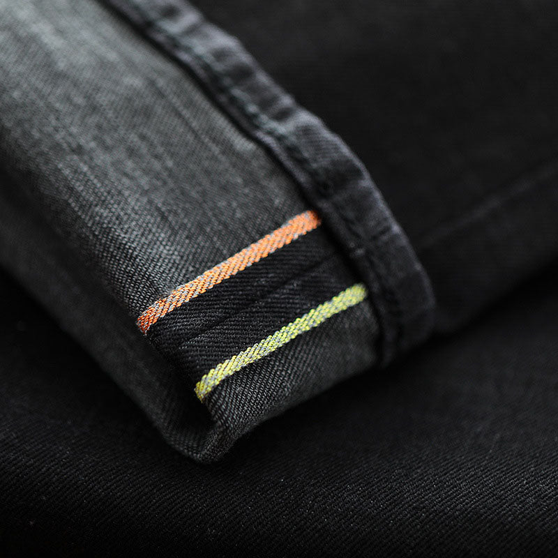 Straight denim pants with embroidery