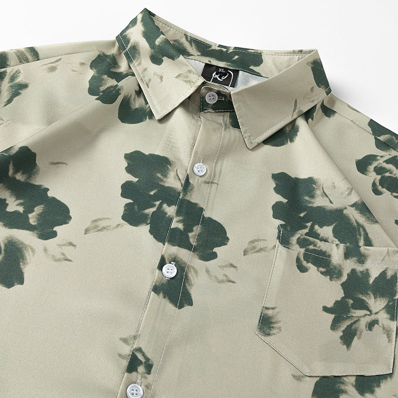 New for summer: floral print short-sleeved shirt