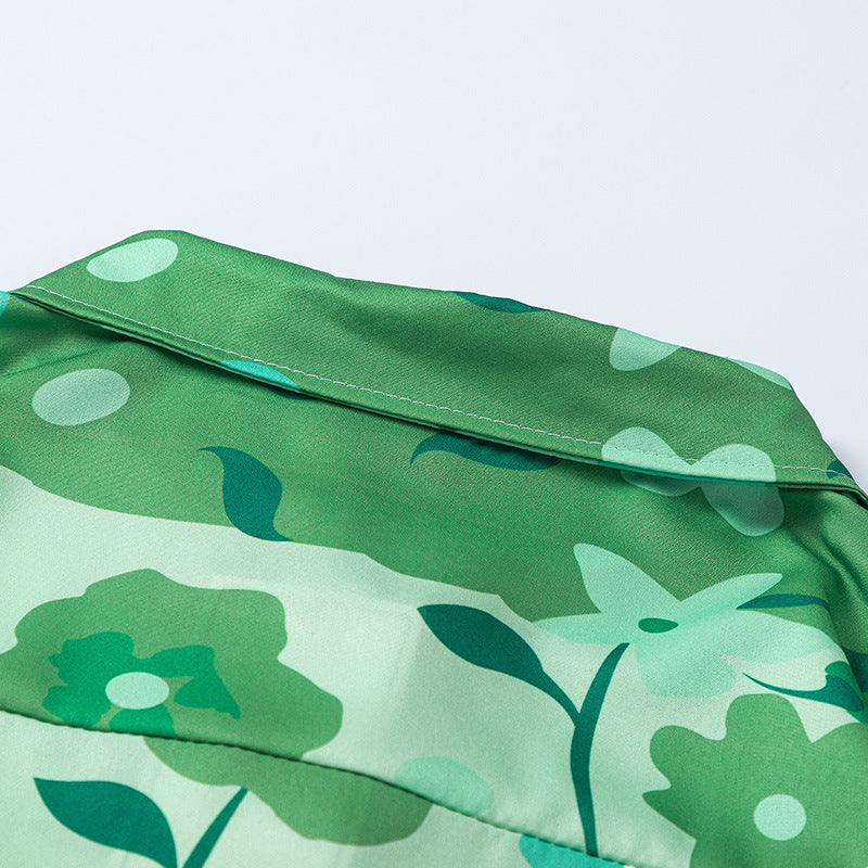 New for summer: Hawaiian floral print short-sleeved shirt