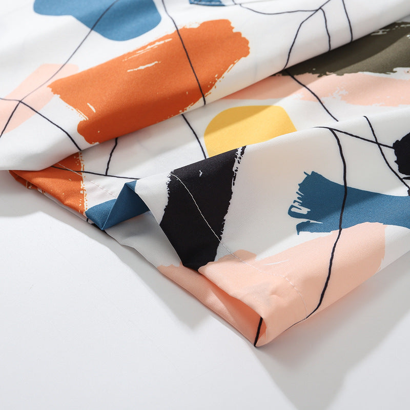 New for summer: Graffiti print short-sleeved shirt