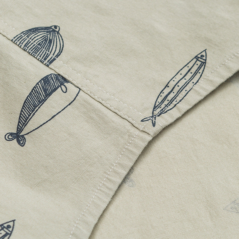New for summer: Fish print short-sleeved shirt