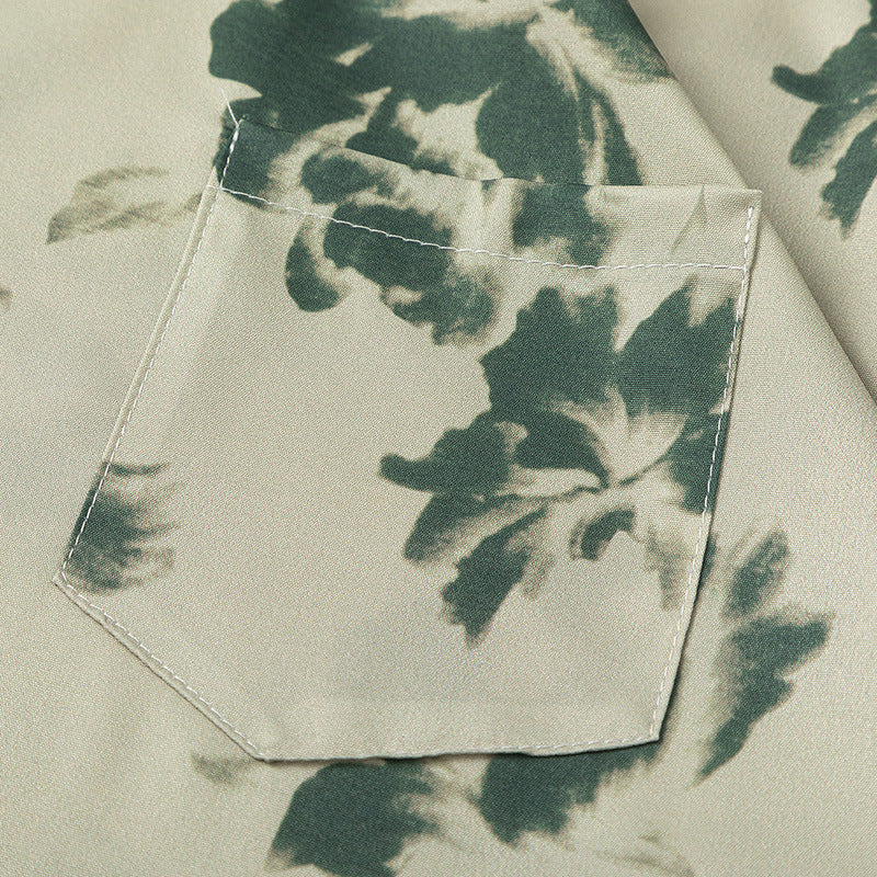 New for summer: floral print short-sleeved shirt