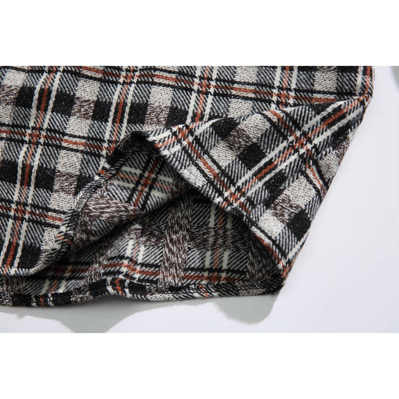 Classic checkered long-sleeved shirt