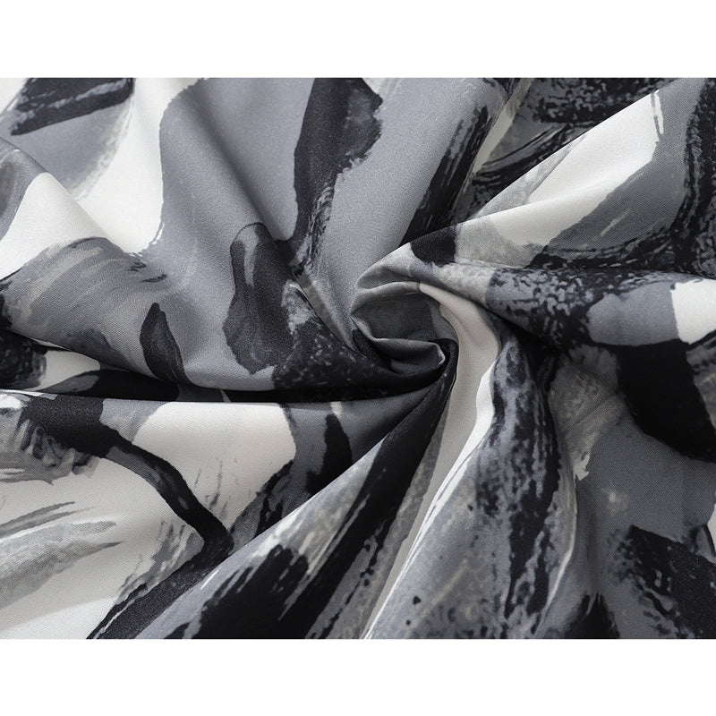 New for summer: Graffiti print short-sleeved shirt