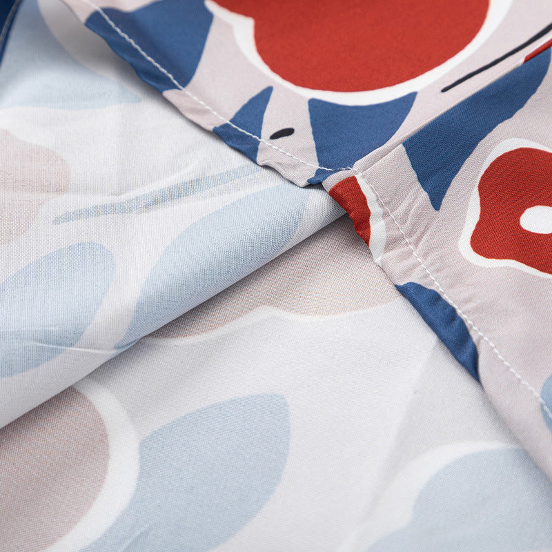 New for summer: floral print short-sleeved shirt