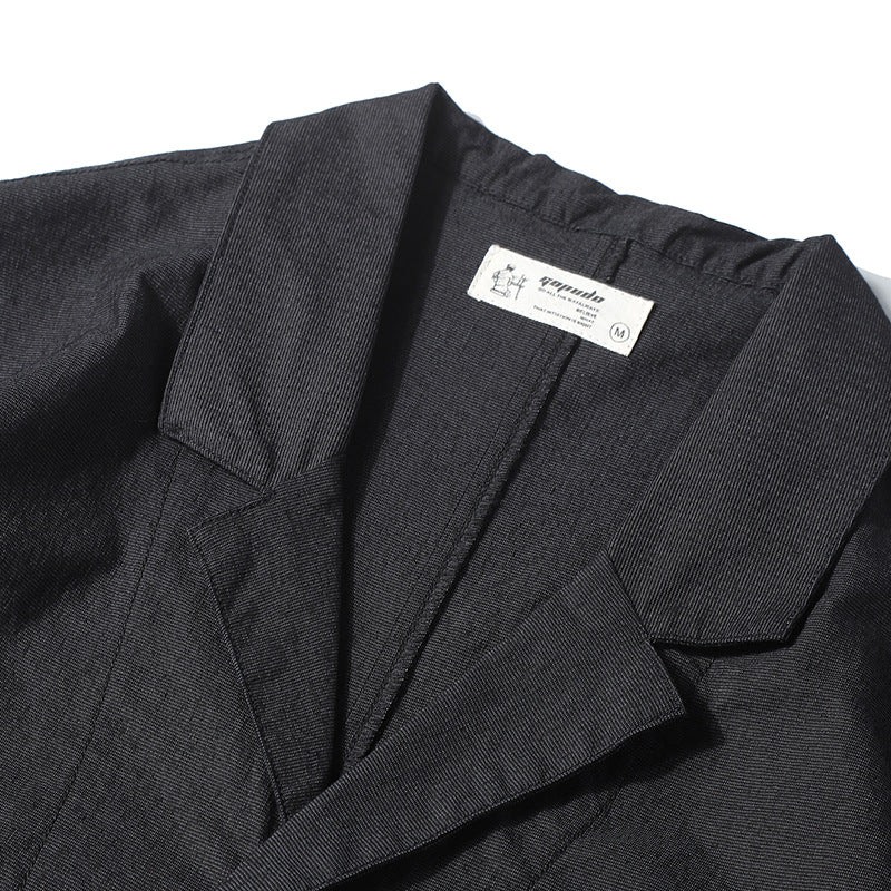 New for summer: Plain suit shirt with folded collar and short sleeves