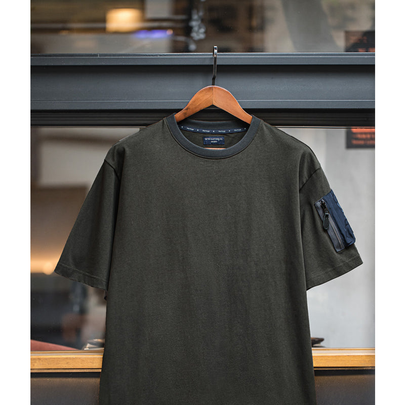 Color-coordinated collar MA-1 cotton T-shirt with pocket