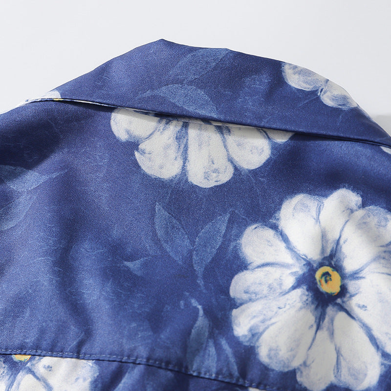 New for summer: floral print short-sleeved shirt