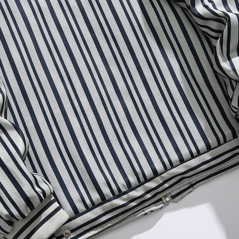 Loose-fitting padded jacket with contrasting borders and stripes