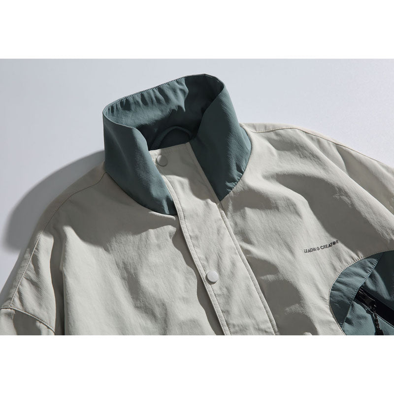 Hooded cargo jacket with switch