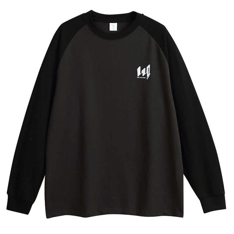 Four-color long-sleeved T-shirt with contrasting colors