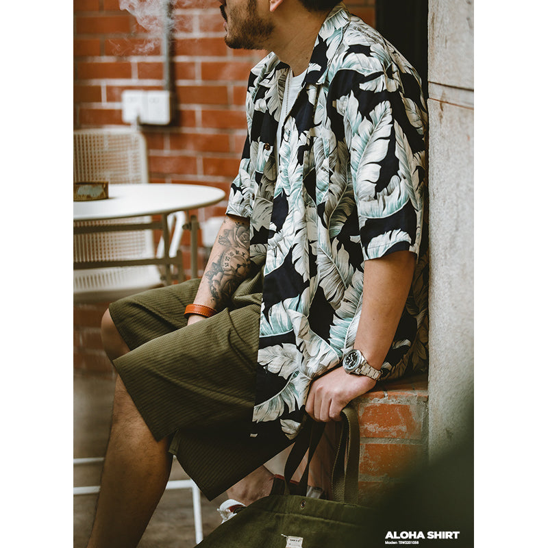 New for summer: Banana leaf aloha style short-sleeved shirt