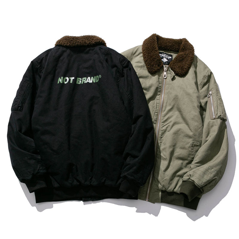 Casual, loose-fitting, plain coat with a turn-down collar.