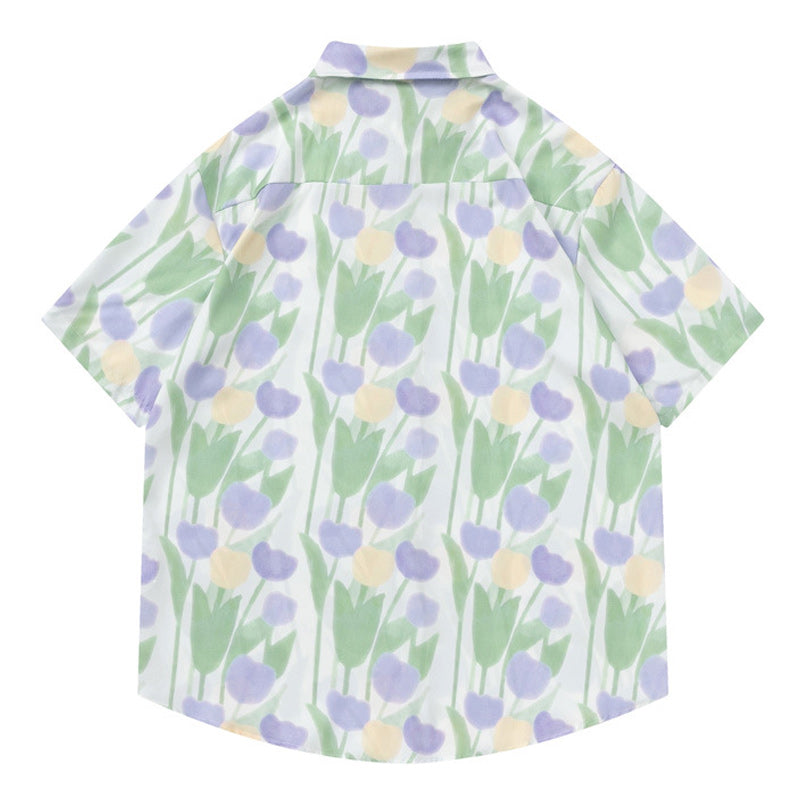 Holiday style tulip print short sleeve shirt