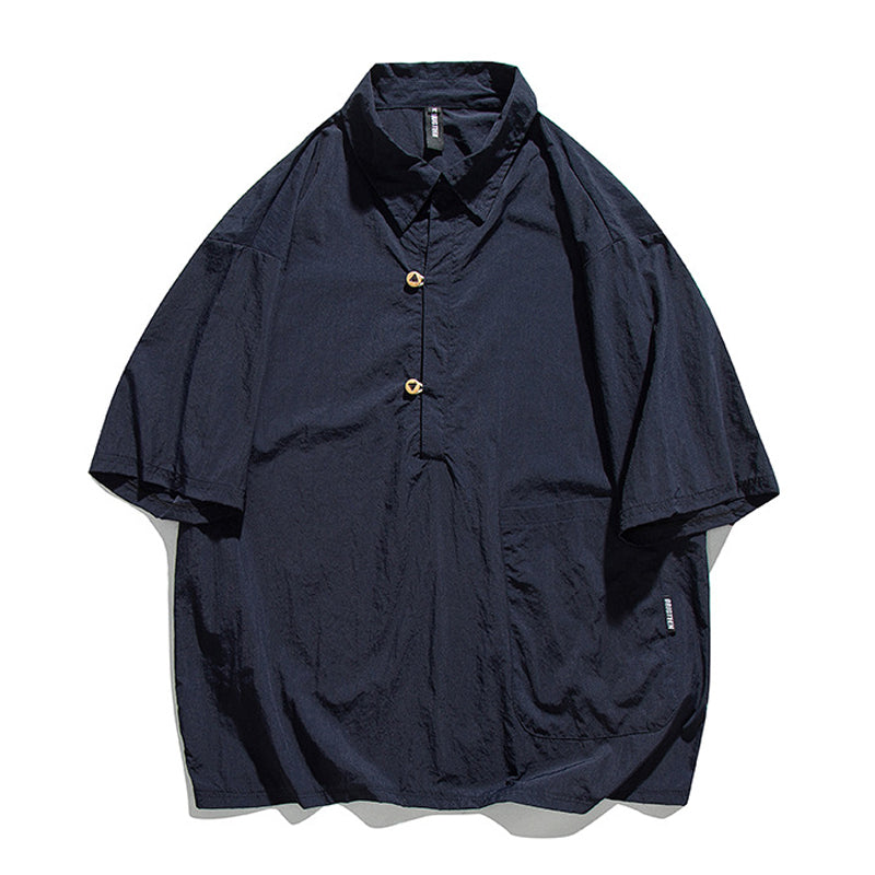 Loose silhouette polo shirt with loop wood buttons