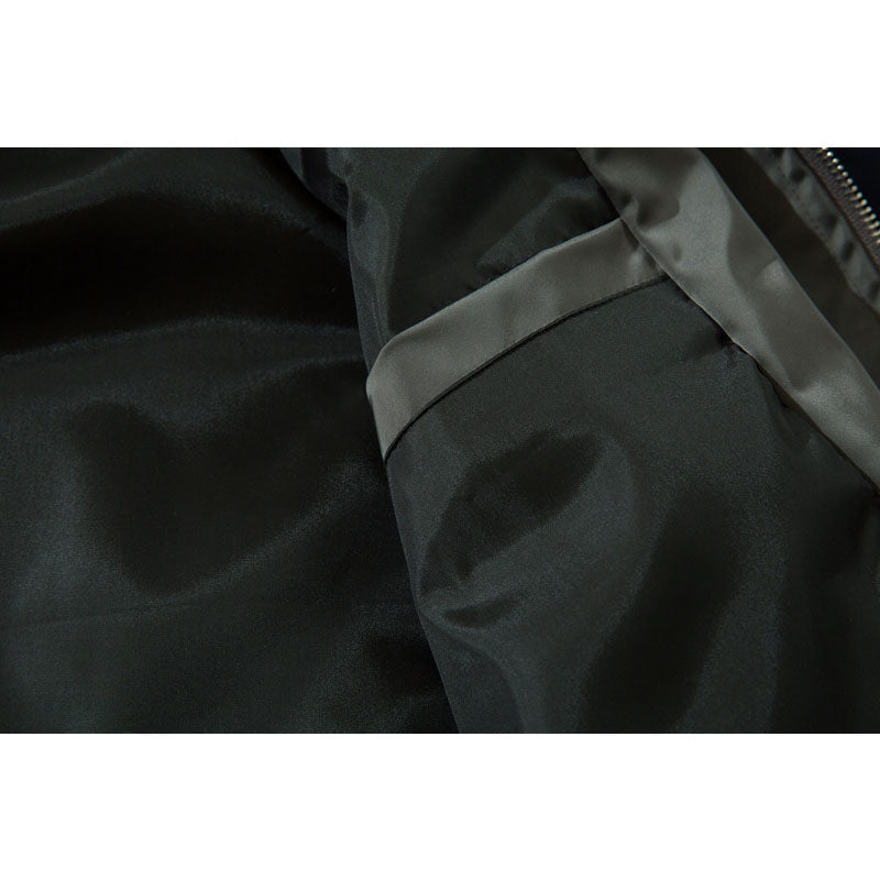 Three-dimensional multi-pocket color-coordinated casual jacket