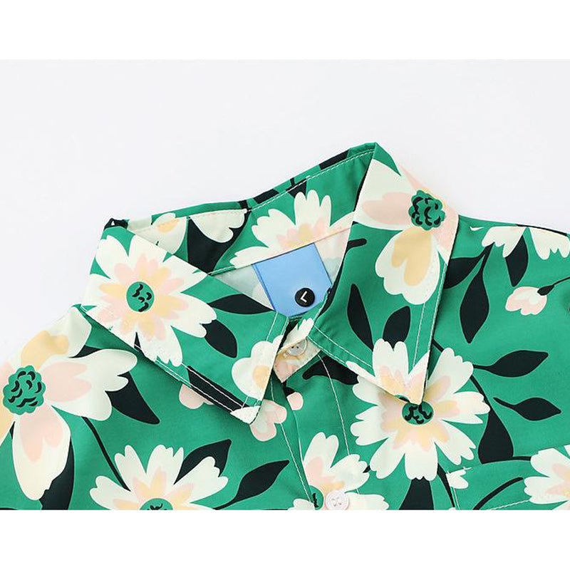 New for summer: floral print short-sleeved shirt