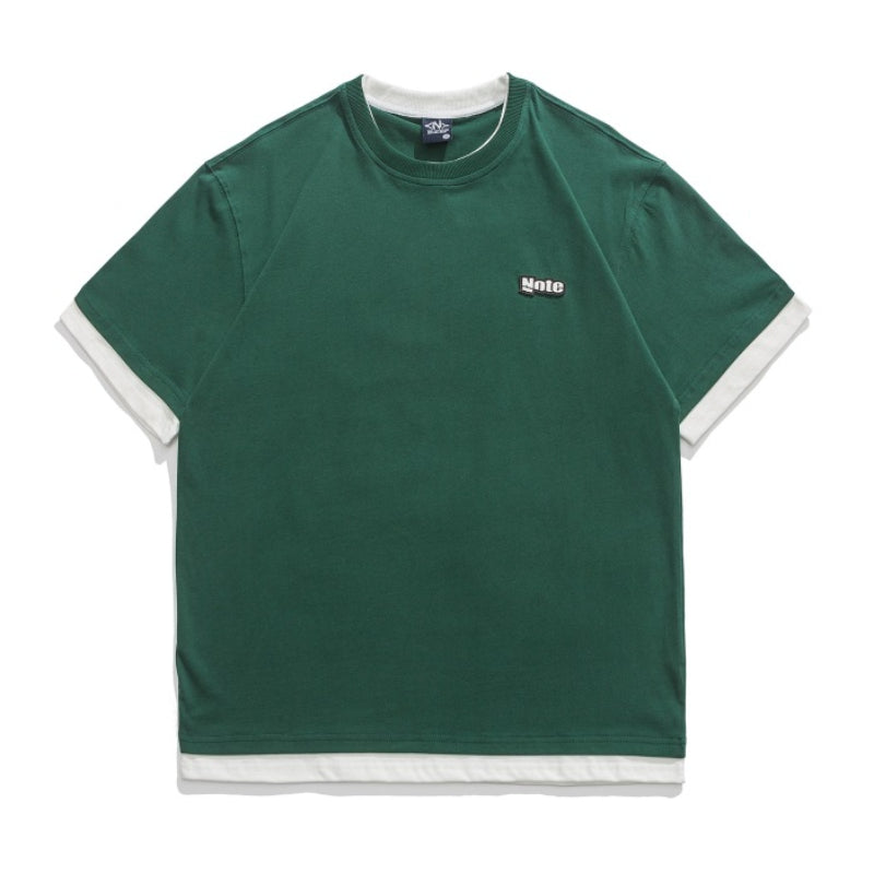 Choose from three colors. Simple color combination. Easy to match short-sleeved T-shirt.