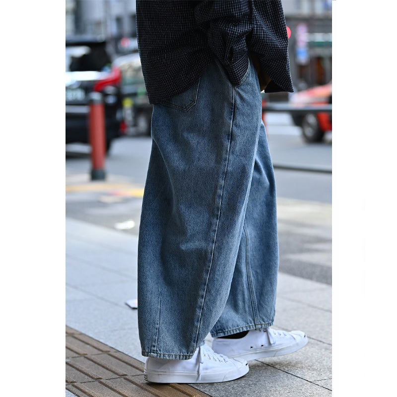 Distressed washed oversized cropped denim pants
