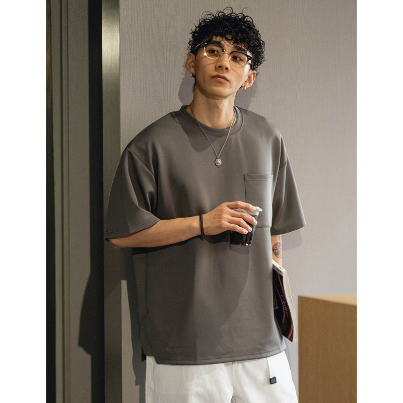 Quick-drying, non-iron functional pocket plain tee