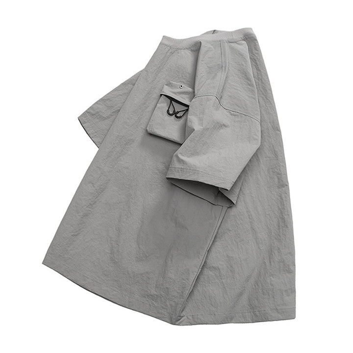 Lightweight, water-repellent, 3D pocket functional T-shirt