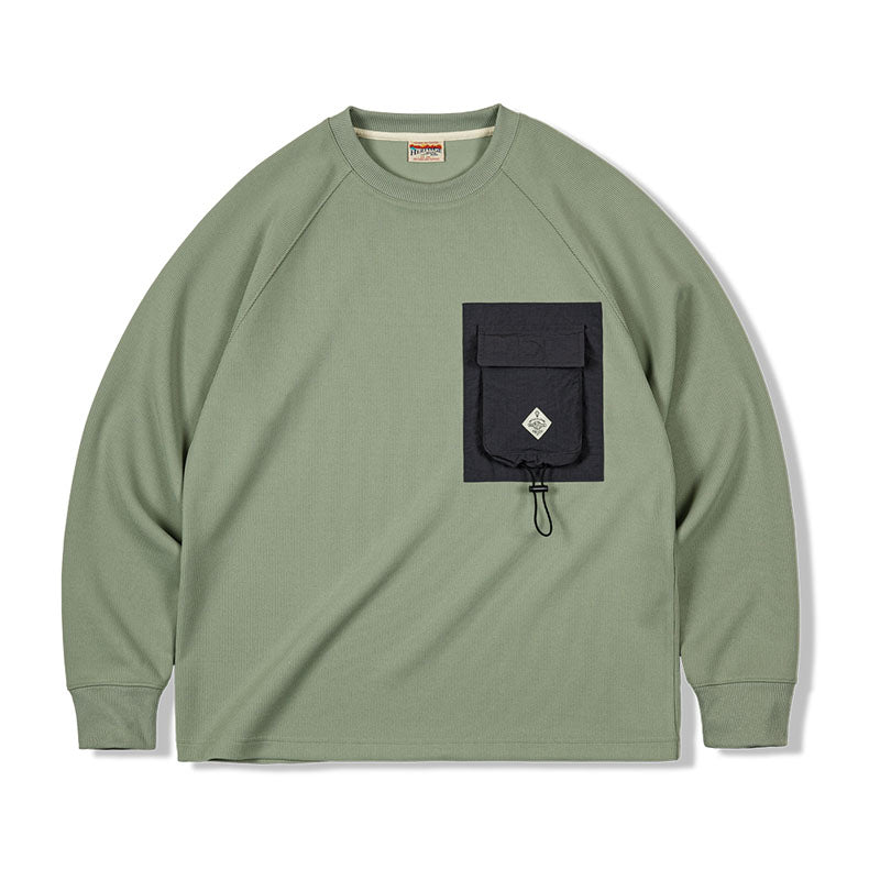 Color-coordinated pocket and switching functional inner long-sleeved T-shirt