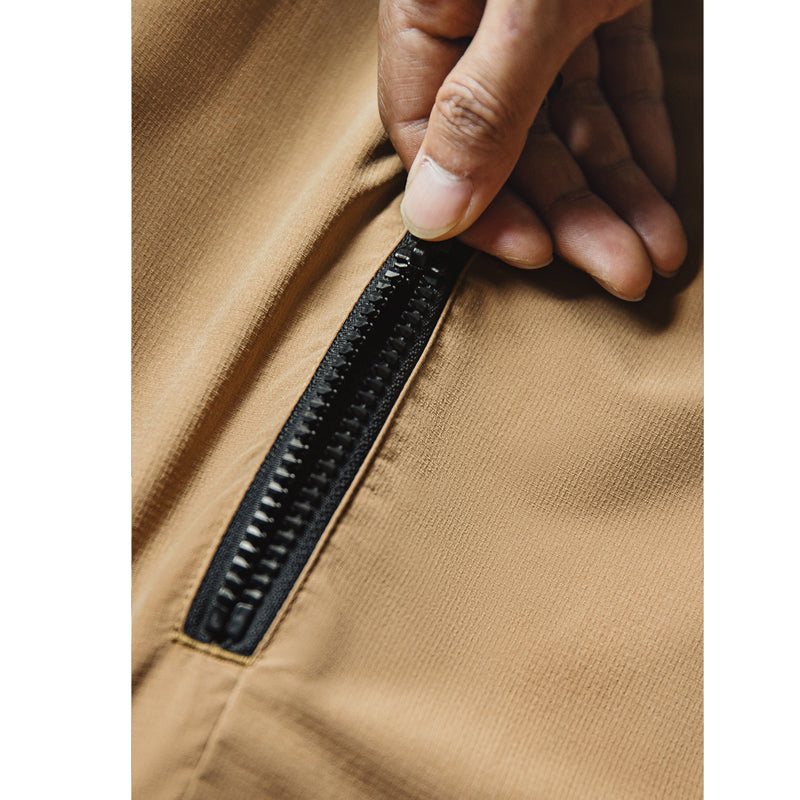 YAMA Outdoor Color-Changing Zip Shorts
