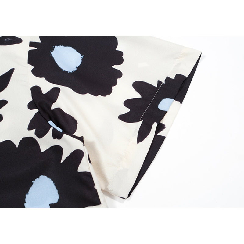 New for summer: Aloha print short-sleeved shirt