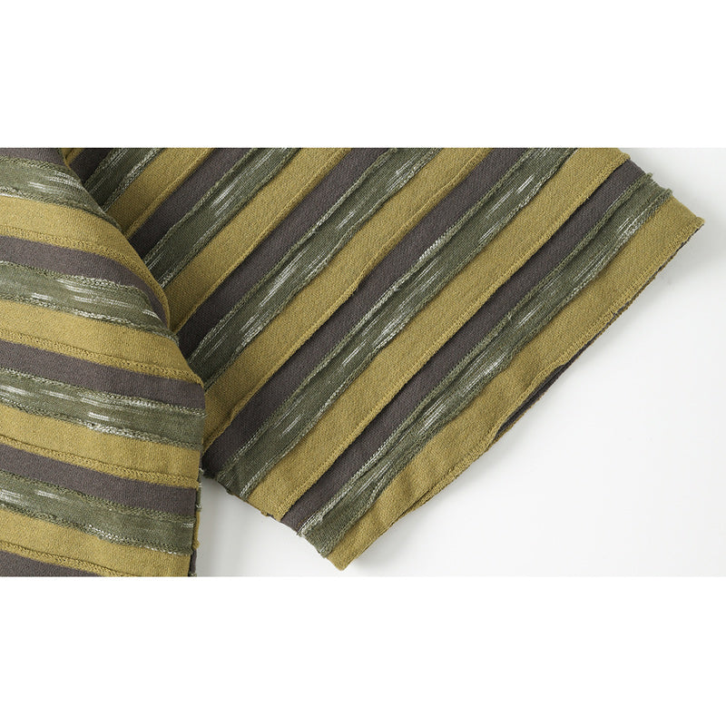 Color-coordinated striped short-sleeved T-shirt