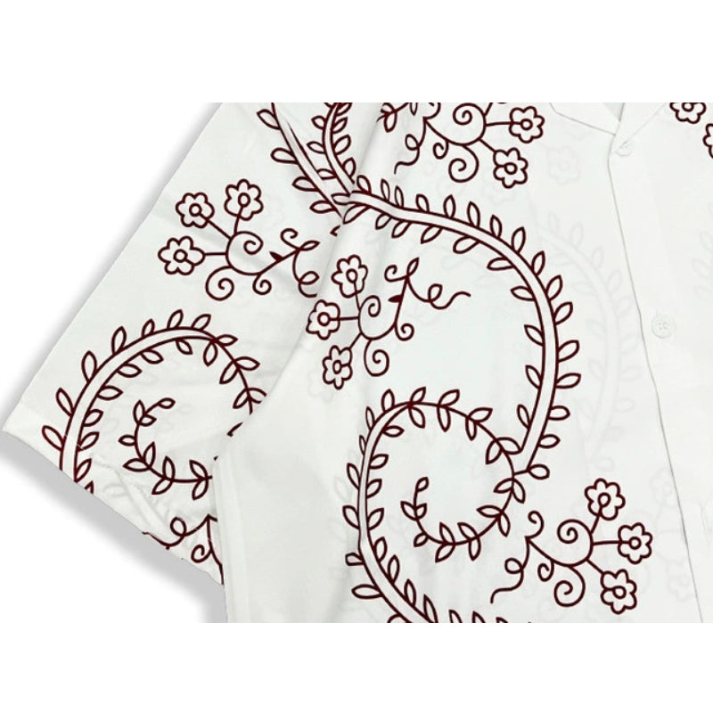 New for summer: ethnic print short-sleeved shirt