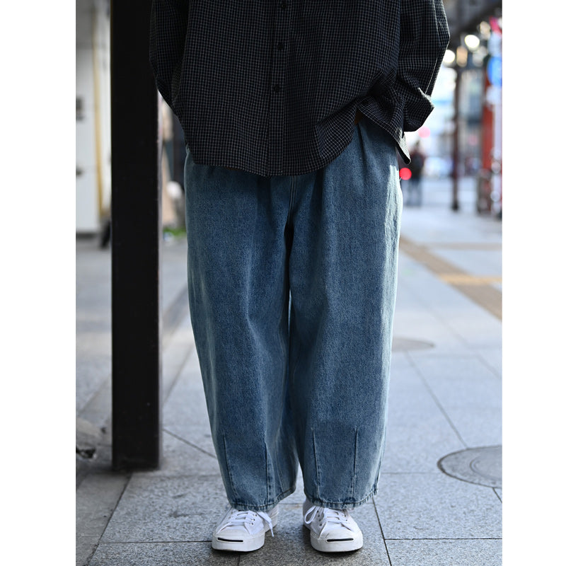 Distressed washed oversized cropped denim pants