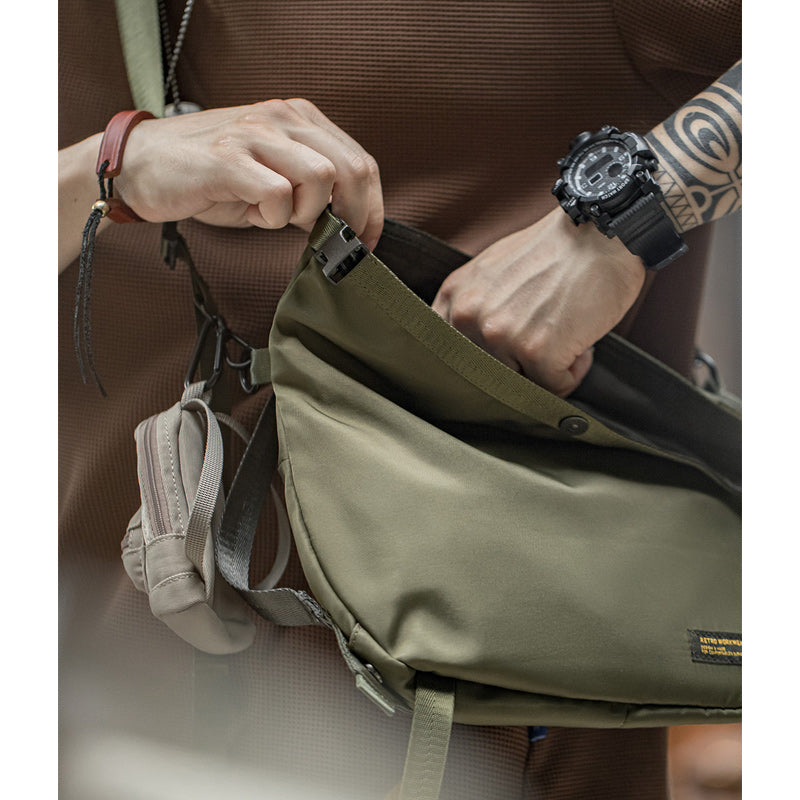 Water-repellent mountain cycling bag
