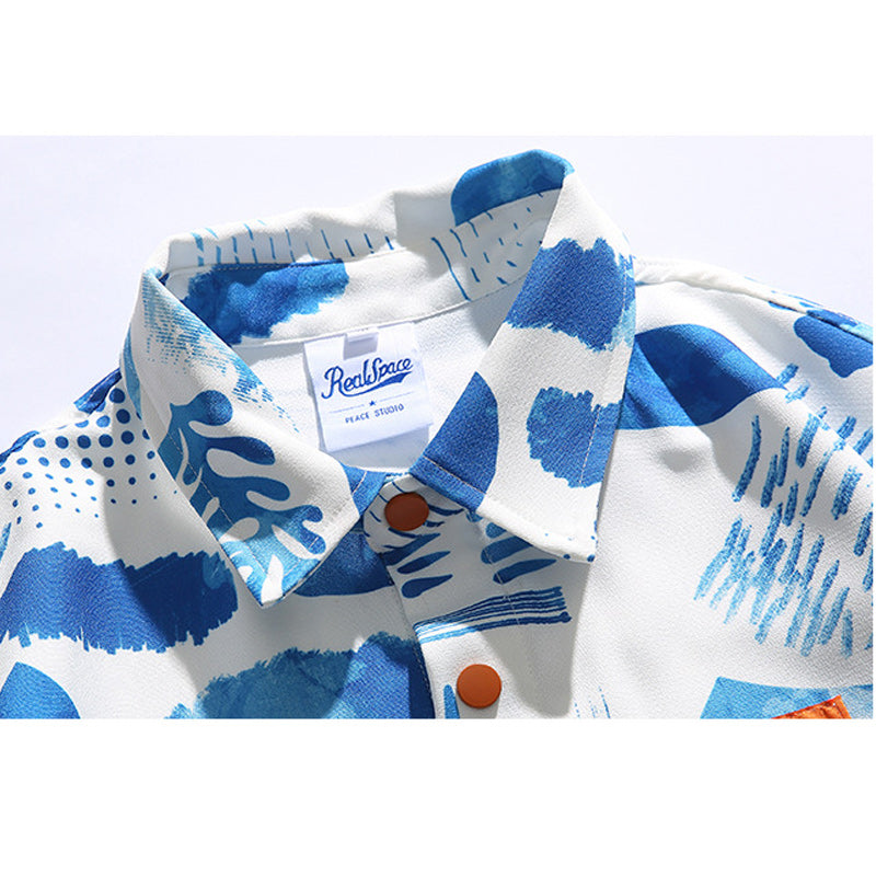 Refreshing all-over print aloha short-sleeved shirt
