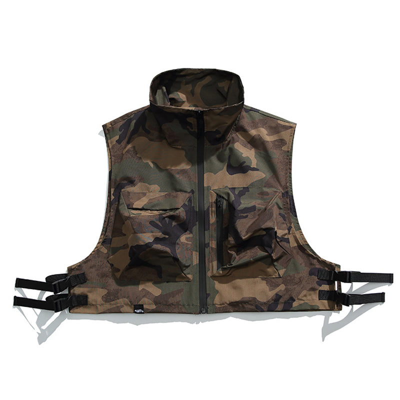 Camouflage high-neck functional vest and plain sweatshirt ensemble
