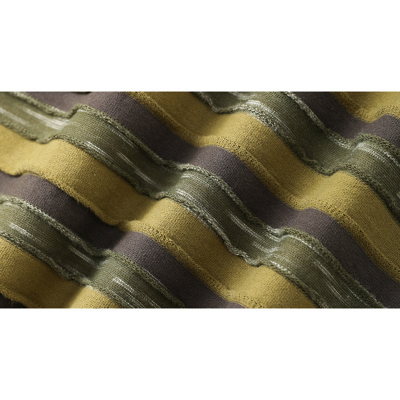Color-coordinated striped short-sleeved T-shirt