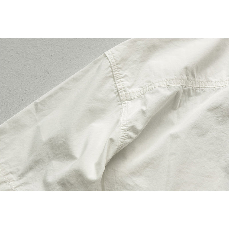 Available in four colors. Solid color short-sleeved work shirt with mountain pocket.