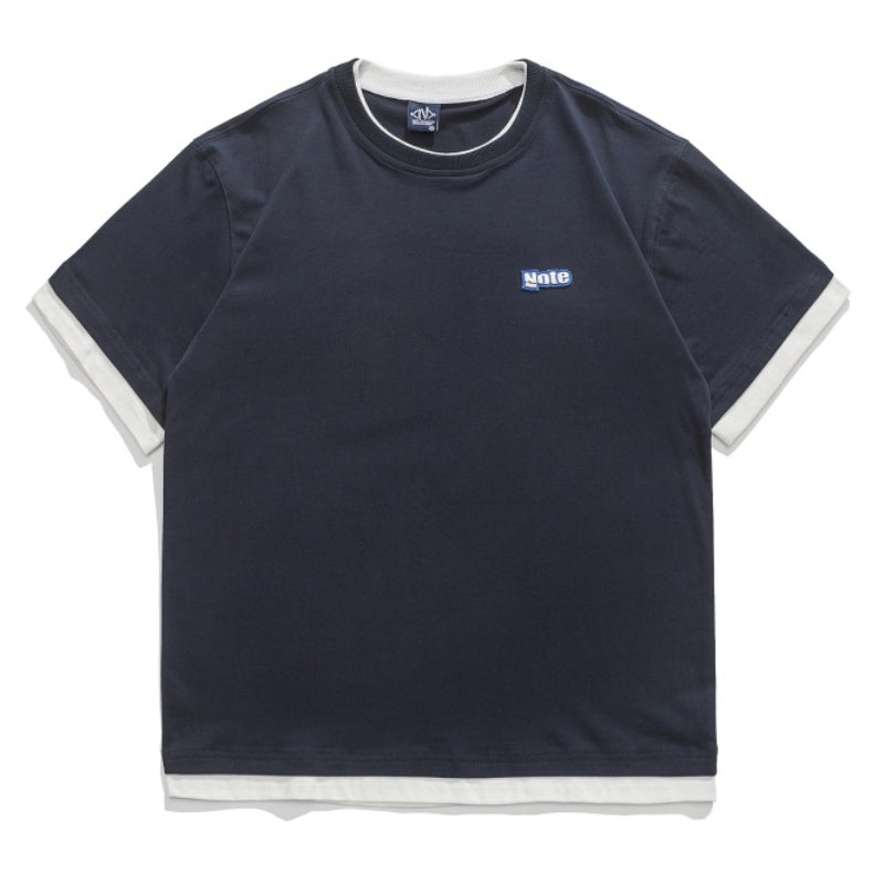 Choose from three colors. Simple color combination. Easy to match short-sleeved T-shirt.