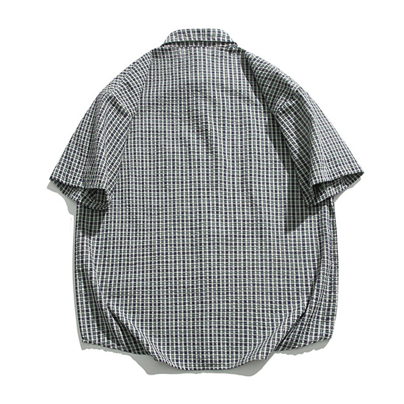 Easy-to-match checkered short-sleeved shirt