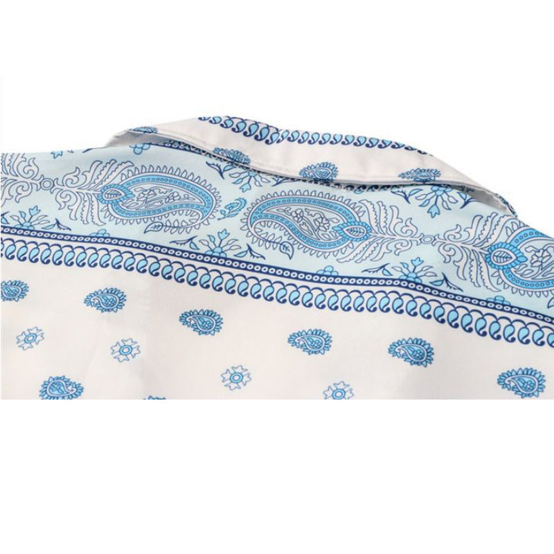 New for summer: ethnic print short-sleeved shirt