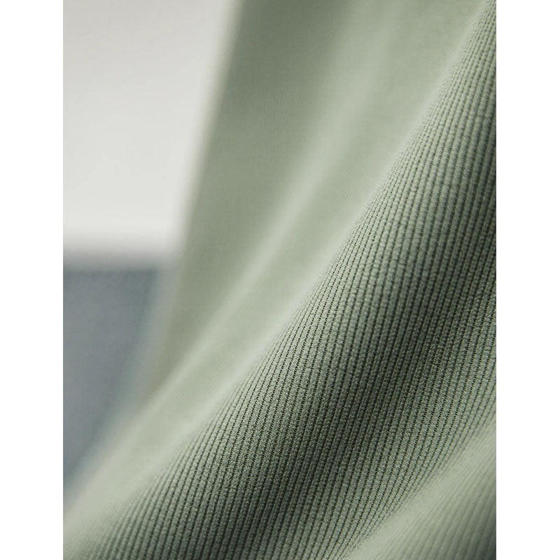 Color-coordinated pocket and switching functional inner long-sleeved T-shirt