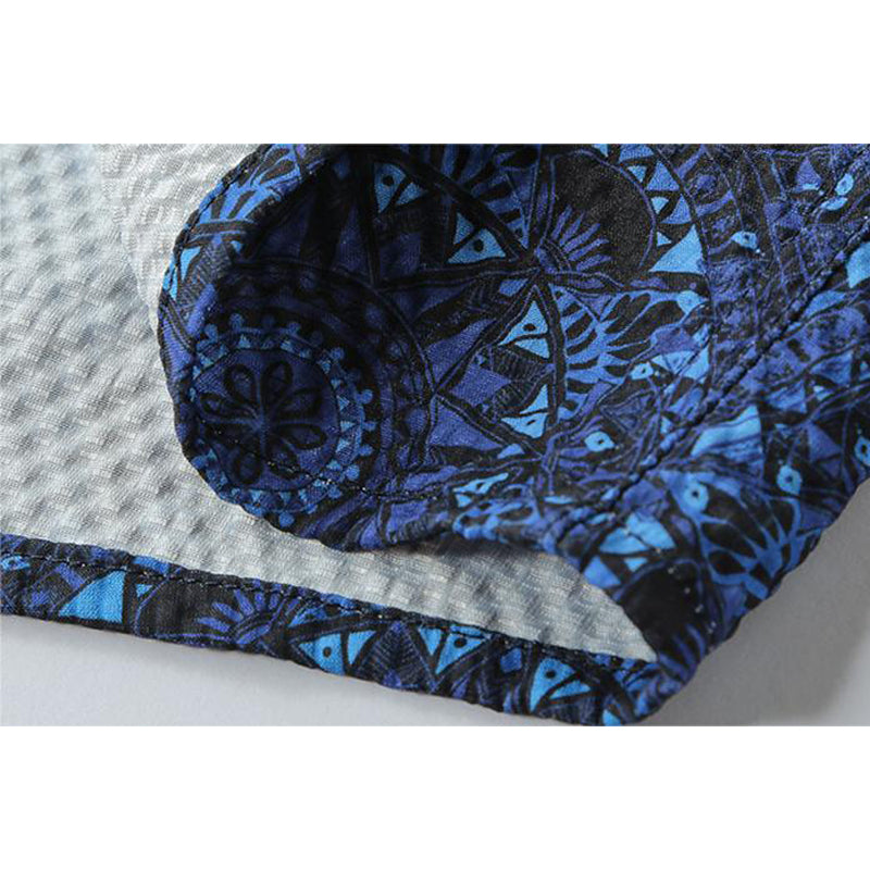 New for summer: ethnic print short-sleeved shirt