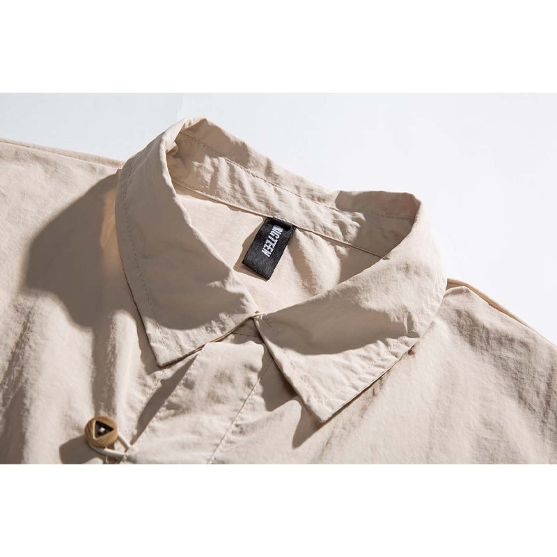 Loose silhouette polo shirt with loop wood buttons