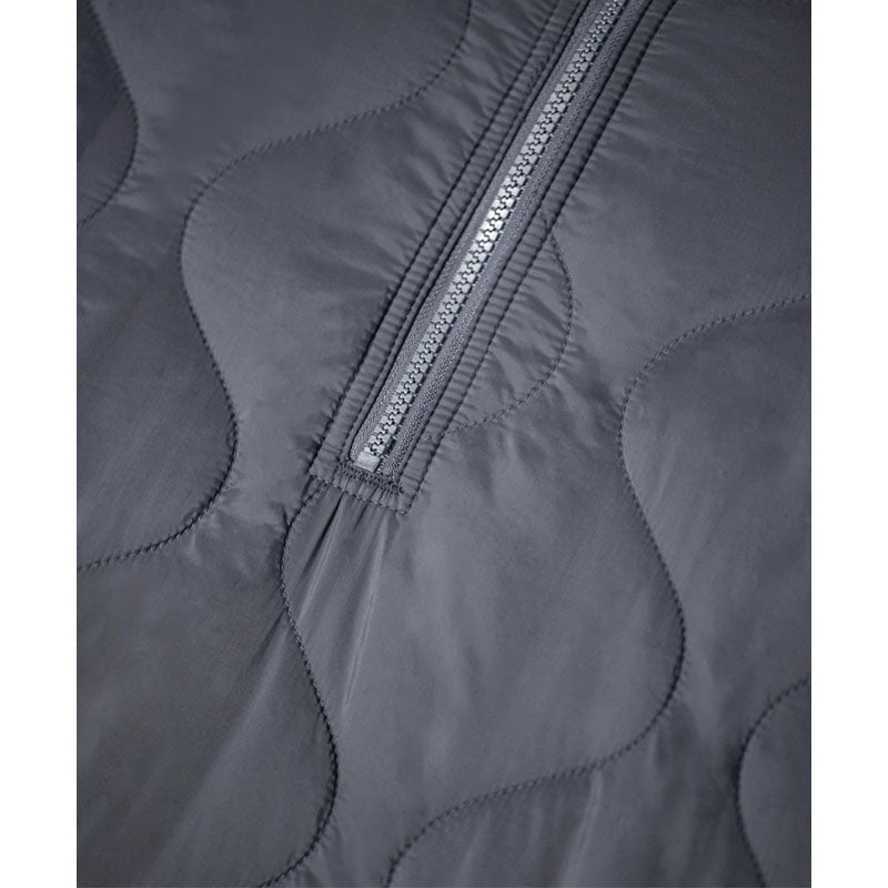 「3M Thinsulate™」ハイネックハーフジップキルトプルオーバー