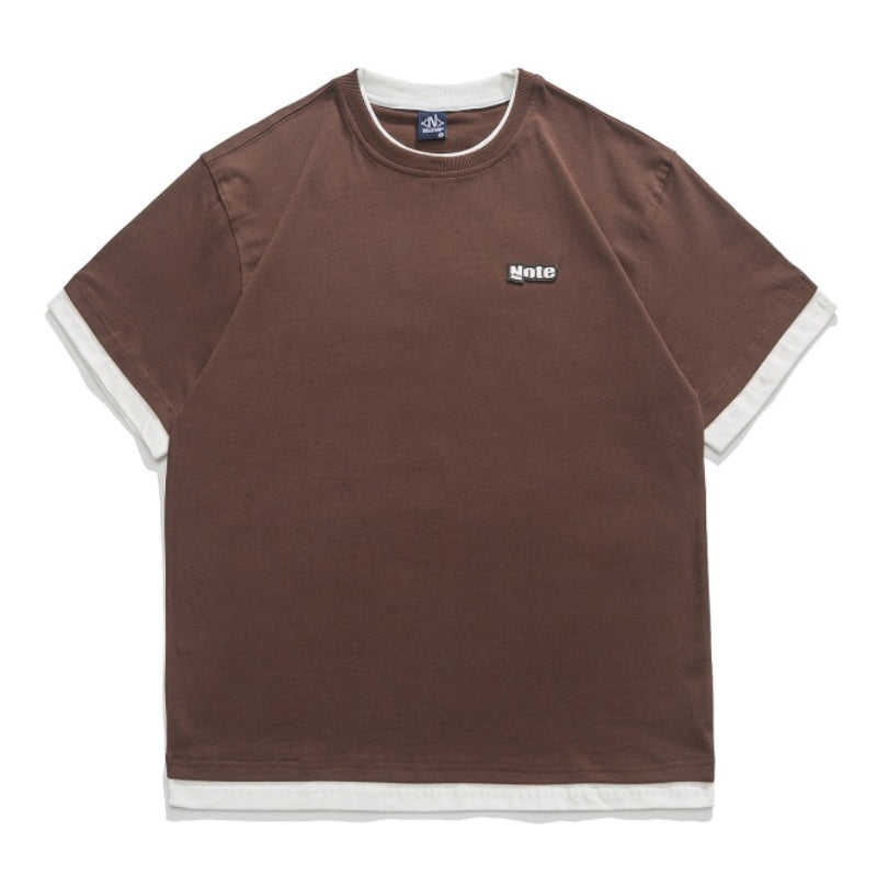 Choose from three colors. Simple color combination. Easy to match short-sleeved T-shirt.