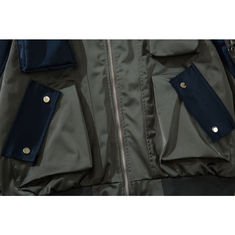 Three-dimensional multi-pocket color-coordinated casual jacket