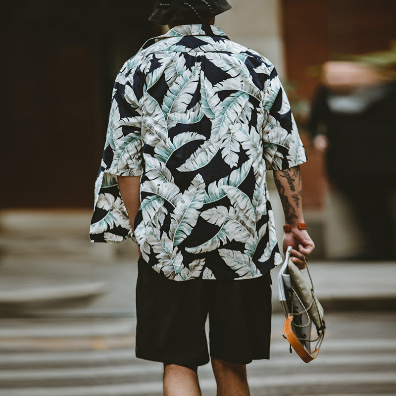 New for summer: Banana leaf aloha style short-sleeved shirt