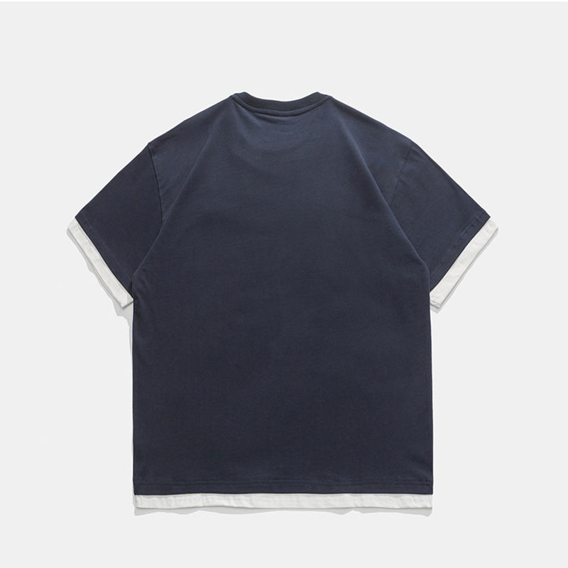 Choose from three colors. Simple color combination. Easy to match short-sleeved T-shirt.