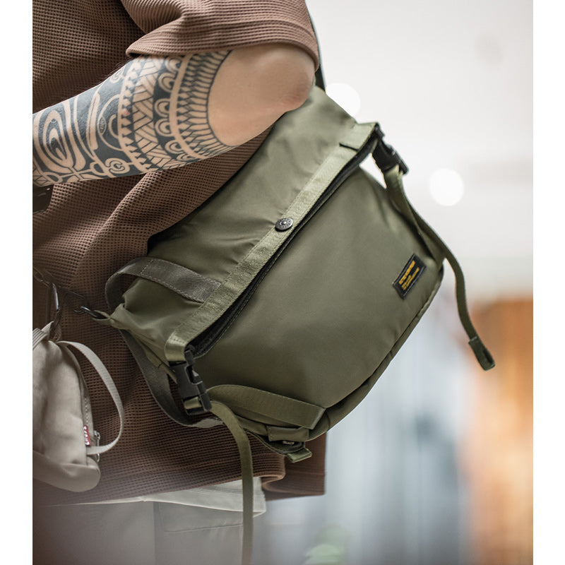 Water-repellent mountain cycling bag