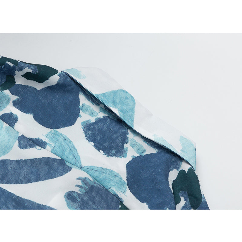 New for summer: floral print short-sleeved shirt