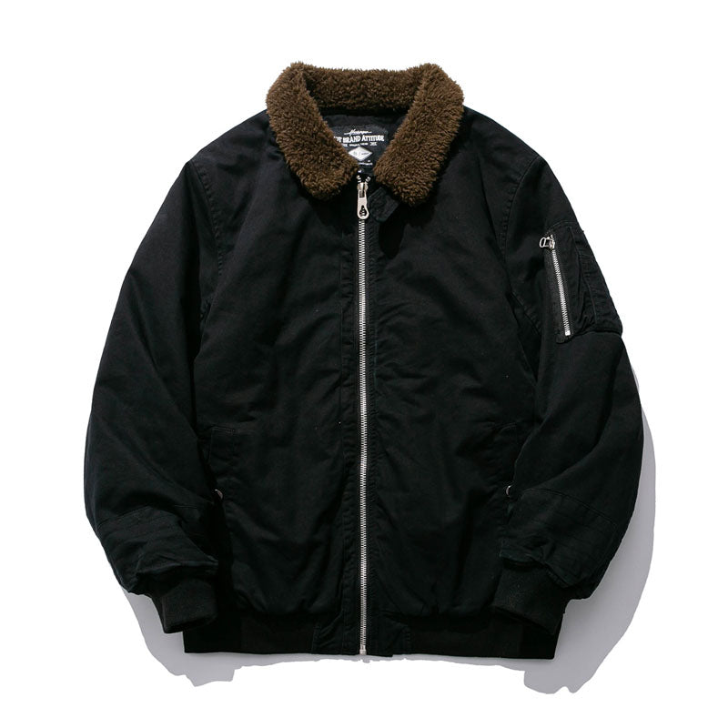 Casual, loose-fitting, plain coat with a turn-down collar.